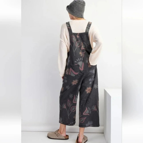 New! Easel Black Denim Washed Floral Overall Jumpsuit - Picture 5 of 6
